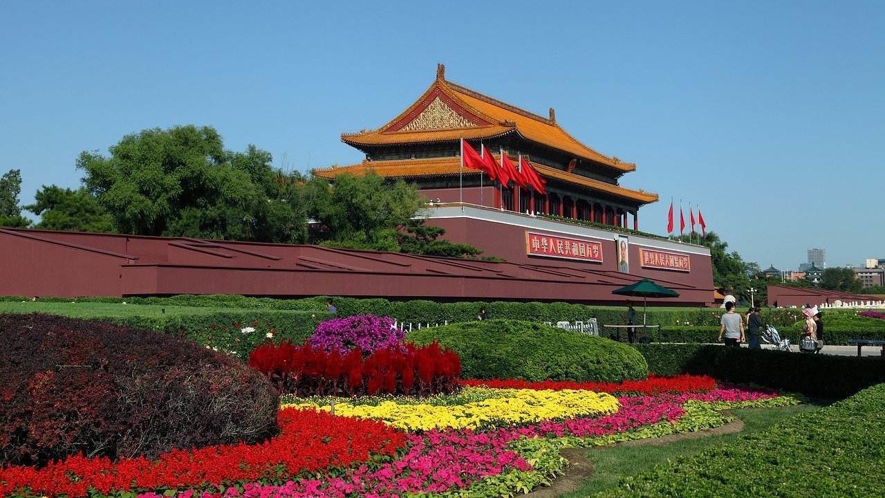 Best time to visit Beijing in Spring : Tiananmen Square