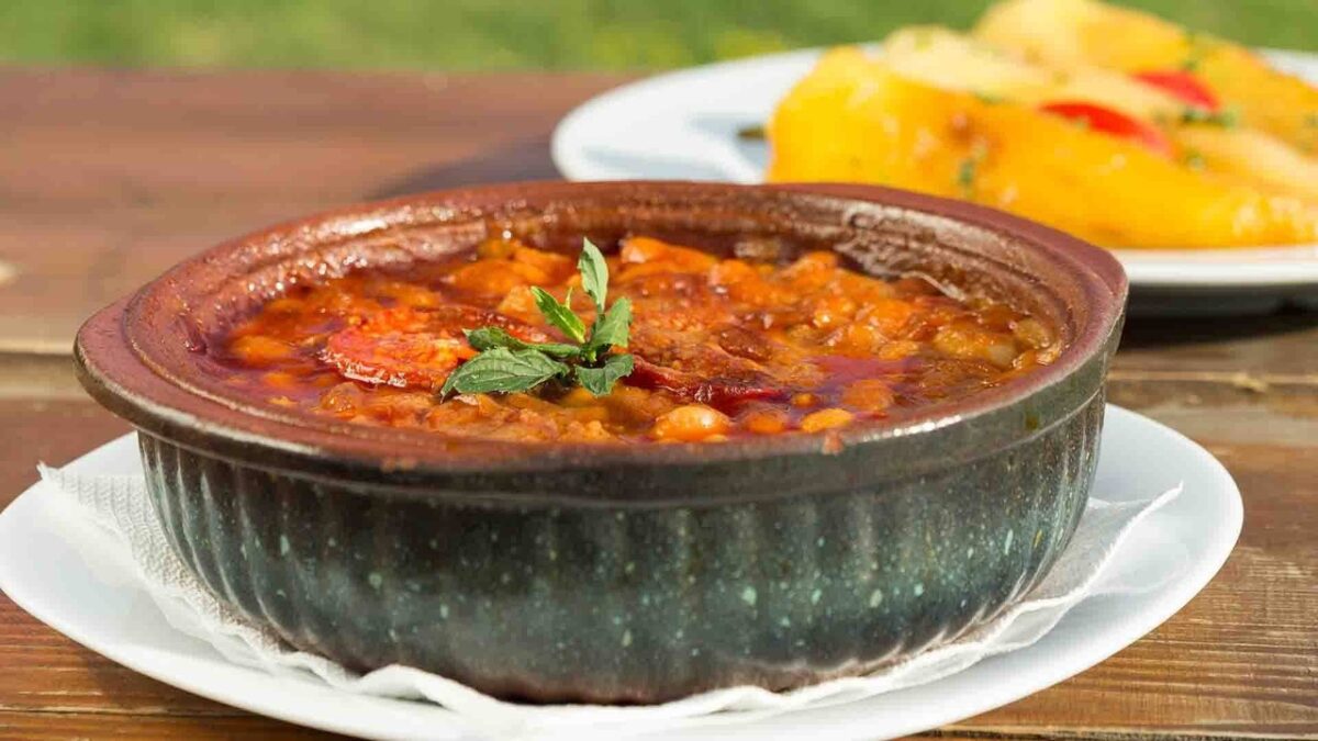 Rich stews are served baked in earthenware pots