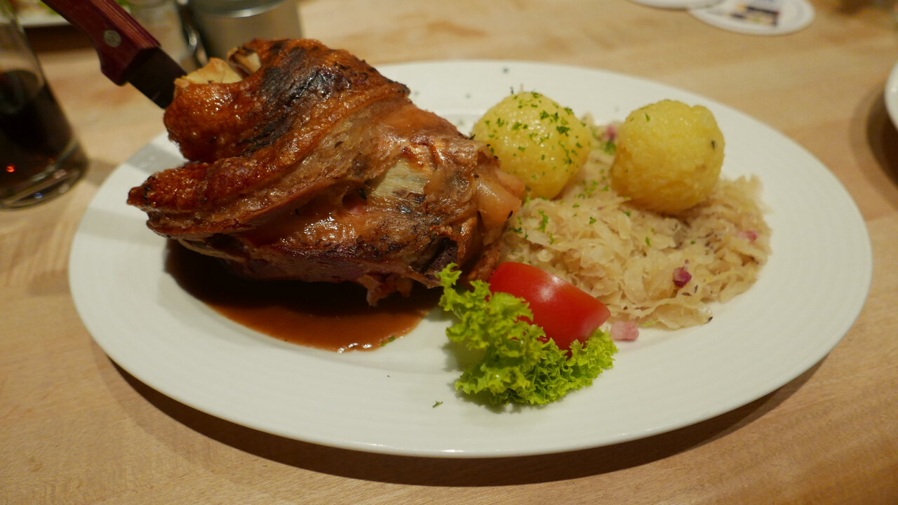 Pork knuckle at the Weinkeller altes Rathaus