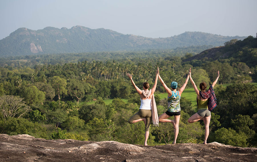 Sri Lanka hilltop yoga